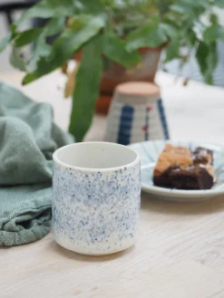 Mors Dags Gave|Krus Og Kopper (kaffe Og Te)^SERAMIKKU Blåplettet krus uden hank