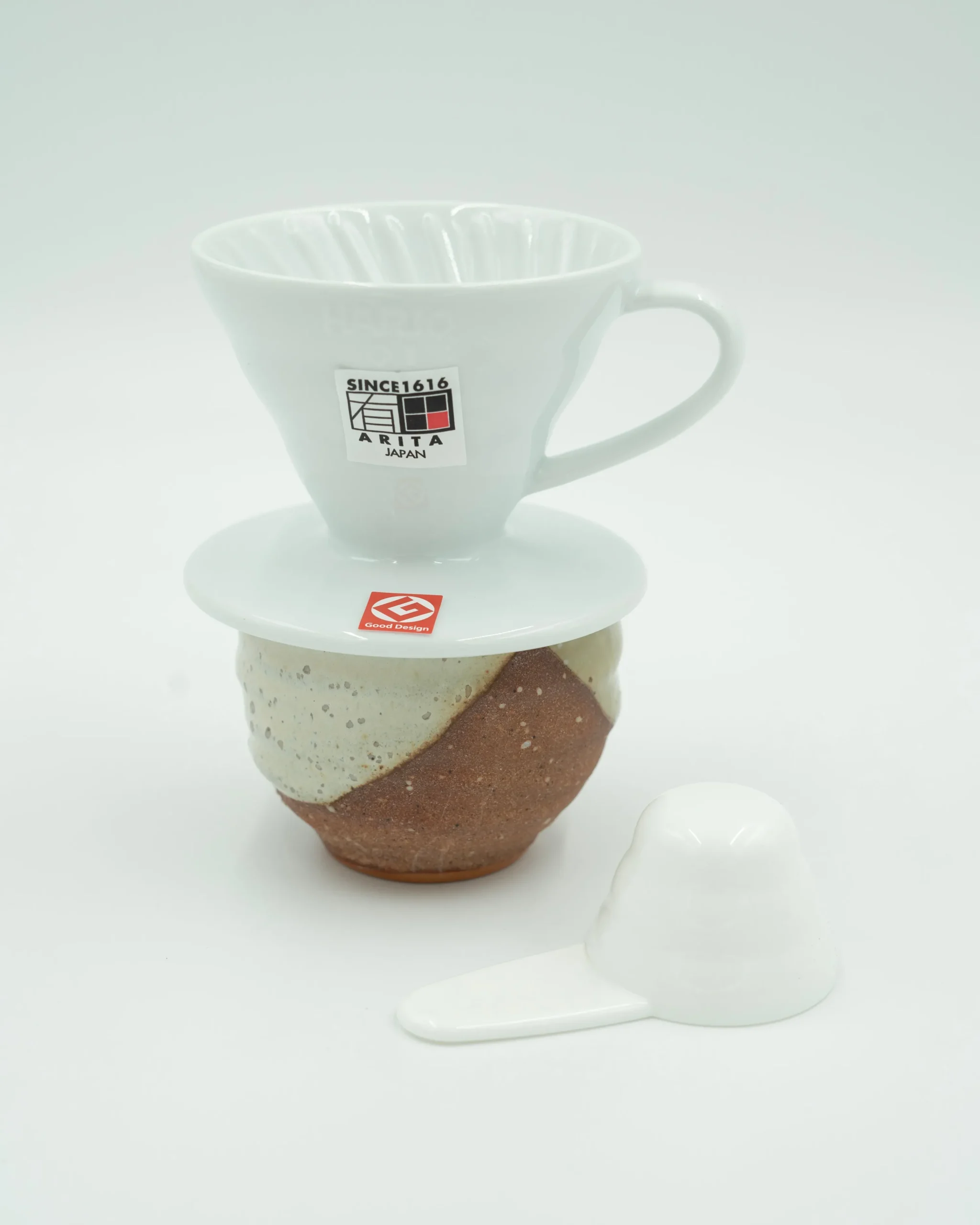 V60 Kaffetragte|Diverse (spisepinde, Holdere, Skeer)^SERAMIKKU Hario tragt i hvid porcelæn (01)