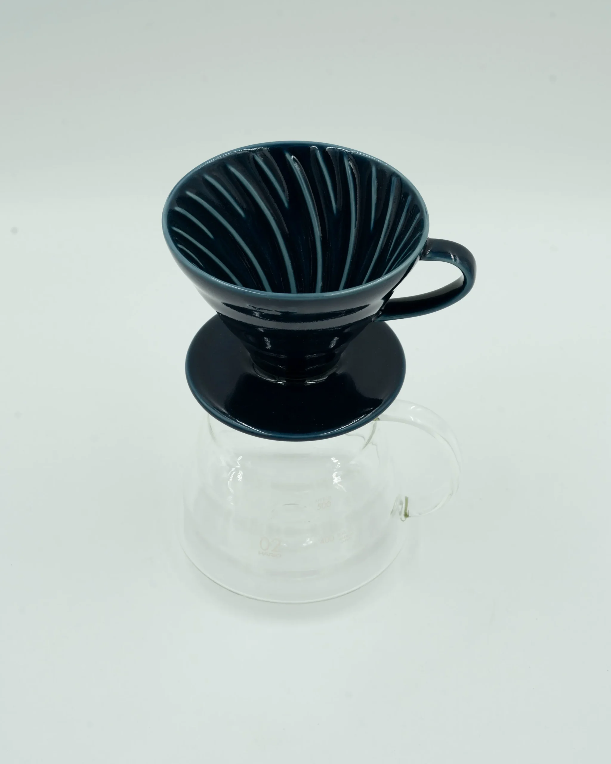 Mors Dags Gave|V60 Kaffetragte^SERAMIKKU Hario tragt i indigo blå porcelæn (02)