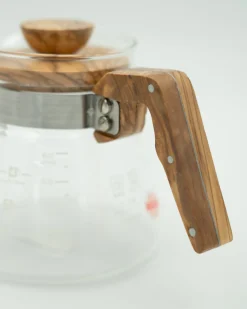 V60 Kander^SERAMIKKU Hario V60 glaskande (oliventræ)