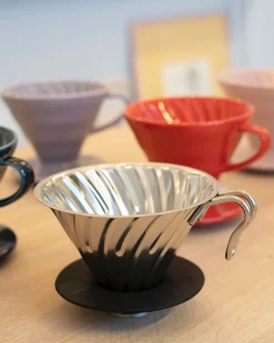 Indflyttergave|Adventsgaver^SERAMIKKU Hario V60 kaffetragt 02 (metal)