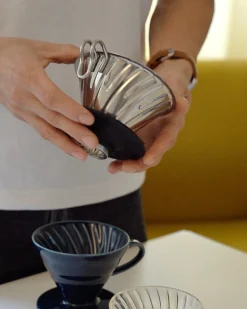 Indflyttergave|Adventsgaver^SERAMIKKU Hario V60 kaffetragt 02 (metal)