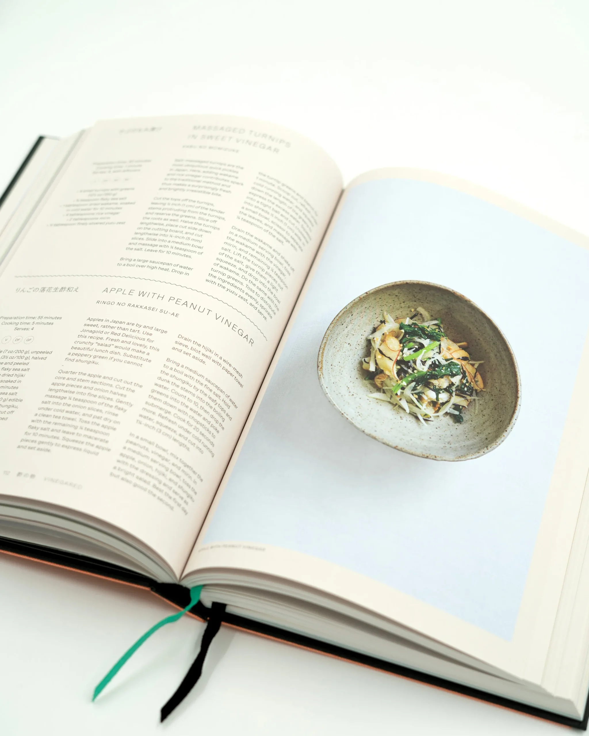 Bøger Om Japan|Kogebøger^SERAMIKKU Japan - The vegetarian cookbook
