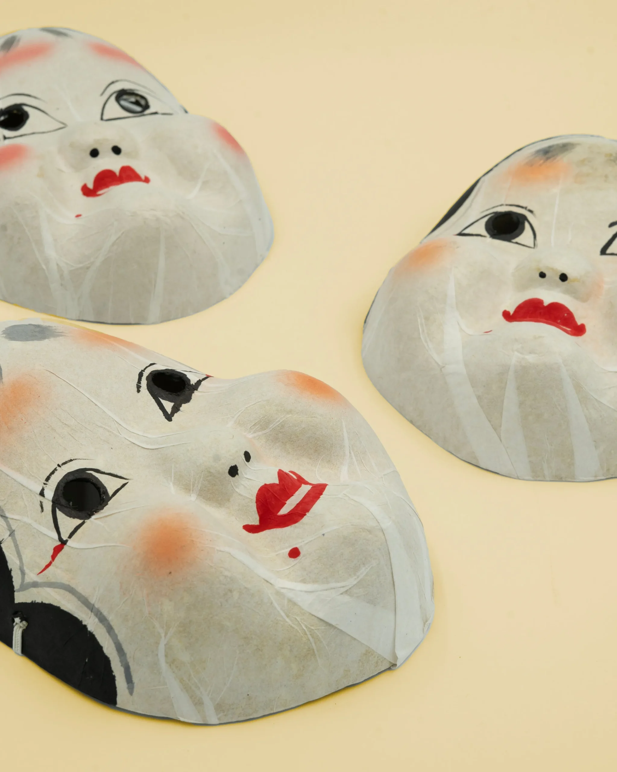 Pyntegenstande^SERAMIKKU Japansk maske Otafuku (stor)