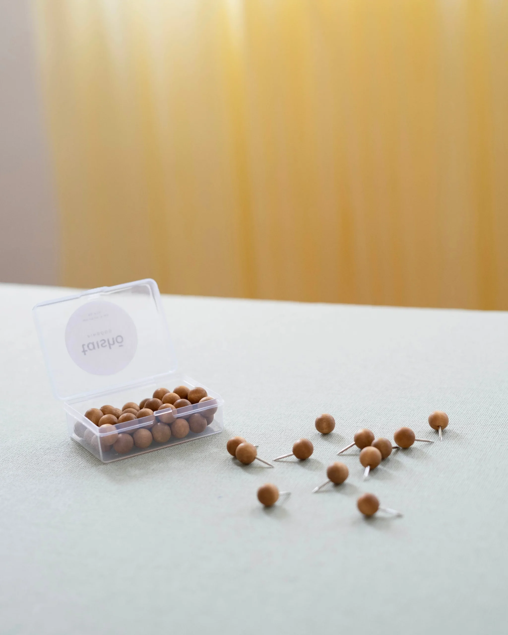 Pinbōdo Knappenåle|Pinbōdo - Opslagstavler^SERAMIKKU Knappenåle i træ (wooden pins)