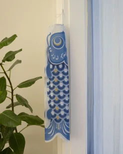 Koinobori - Japansk Karpevimpel|Pyntegenstande^SERAMIKKU Koinobori vimpel 75 cm (blå)