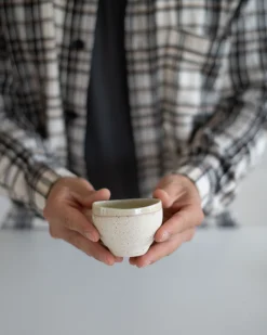 Adventsgaver|Krus Og Kopper (kaffe Og Te)^SERAMIKKU Kop med uglaseret ydre
