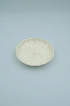 Tallerkener (kage, Frokost, Middag)^SERAMIKKU Lille beige tallerken med striber