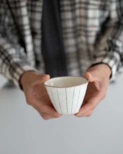 Mors Dags Gave|Krus Og Kopper (kaffe Og Te)^SERAMIKKU Lyst krus med striber