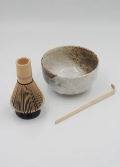 Te- Og Kaffesæt|Keramiksæt^SERAMIKKU Matchasæt med sandfarvet skål - uden matcha
