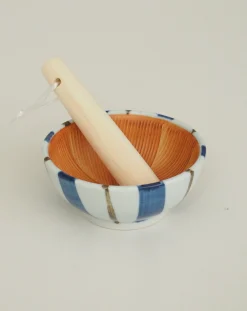 Diverse (spisepinde, Holdere, Skeer)|Mellem Skåle (matcha, Ris, Morgenmad)^SERAMIKKU Stribet morter med støder