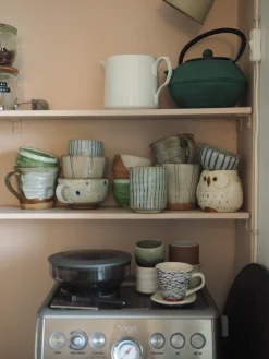 Krus Og Kopper (kaffe Og Te)^SERAMIKKU Uglekrus med hank